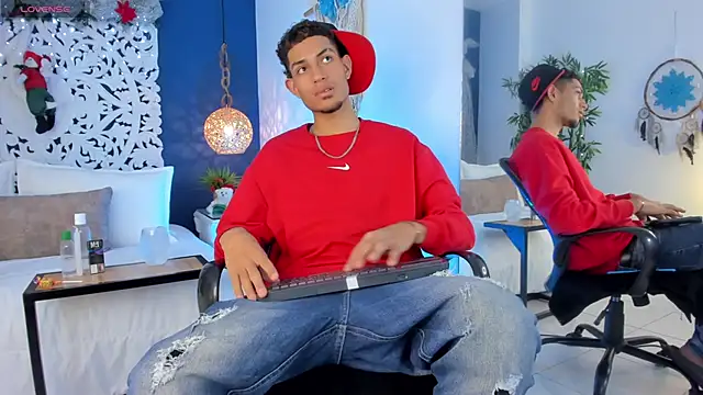 Snapshot of Adonis_WB chatting on 12/16/25, 03:55 Adonis WB online show from 12/16/25, 03:55