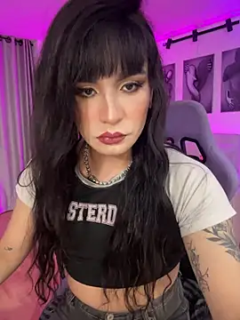 Snapshot of paula_boom chatting on 12/16/25, 03:44 paula boom online show from 12/16/25, 03:44