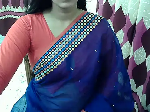 Snapshot of Hot-Hot chatting on 06/12/26, 04:39 Hot-Hot online show from 06/12/26, 04:39