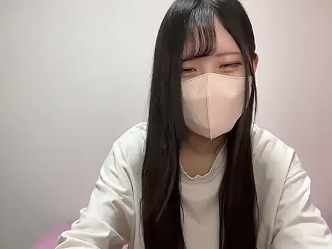 noa uxu online show from 10/22/25, 01:06