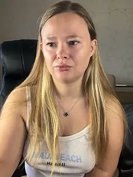 CaramelleSugar  online show from 09/30/25, 05:45