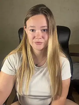 CaramelleSugar  online show from 10/12/25, 04:28