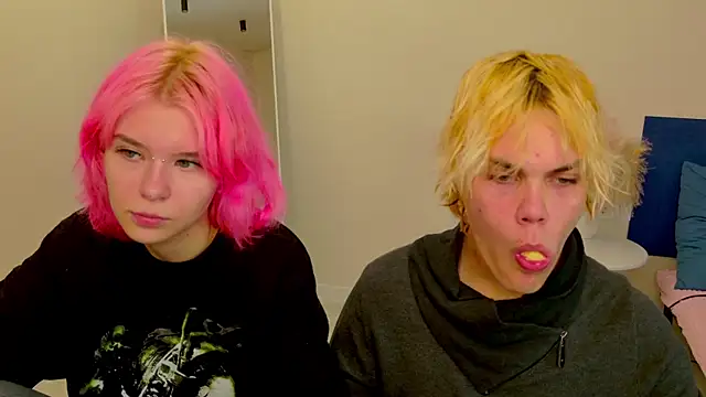 Bonnie And C1yde online show from 10/21/25, 05:02