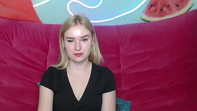 Snapshot of SofySofty chatting on 11/06/25, 05:47 SofySofty online show from 11/06/25, 05:47