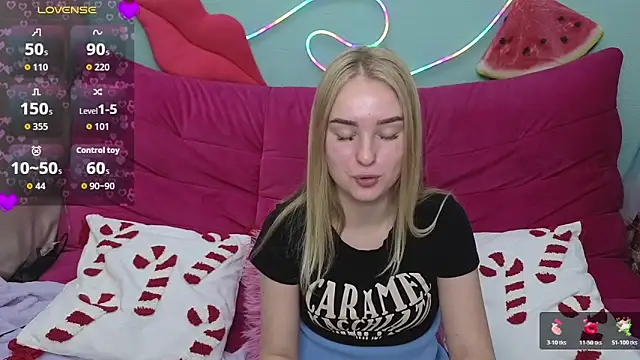 Snapshot of SofySofty chatting on 12/14/25, 05:46 SofySofty online show from 12/14/25, 05:46