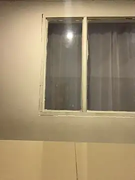 Snapshot of Sara-cooper2 chatting on 12/14/25, 05:51 Sara-cooper2 online show from 12/14/25, 05:51