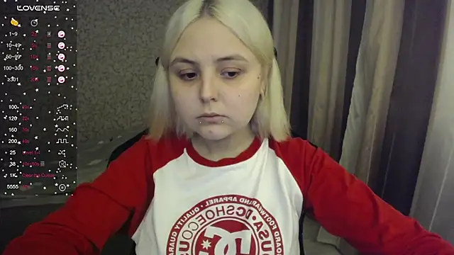 Snapshot of vendymories chatting on 09/16/25, 08:54 vendymories online show from 09/16/25, 08:54