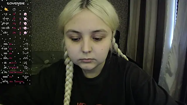 Snapshot of vendymories chatting on 10/03/25, 11:07 vendymories online show from 10/03/25, 11:07