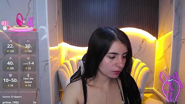 Snapshot of Eilyn_love_b chatting on 10/16/25, 12:50 Eilyn love b online show from 10/16/25, 12:50