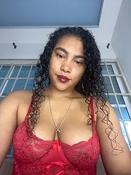 Snapshot of SophieD chatting on 02/11/26, 11:37 SophieD online show from 02/11/26, 11:37
