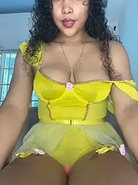 Snapshot of SophieD chatting on 04/25/26, 01:41 SophieD online show from 04/25/26, 01:41