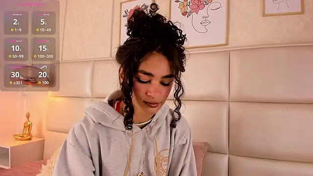 Puffy Hearts online show from 09/17/25, 07:48