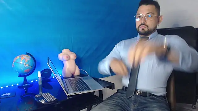Felipe Quiroz1 online show from 09/11/25, 12:05
