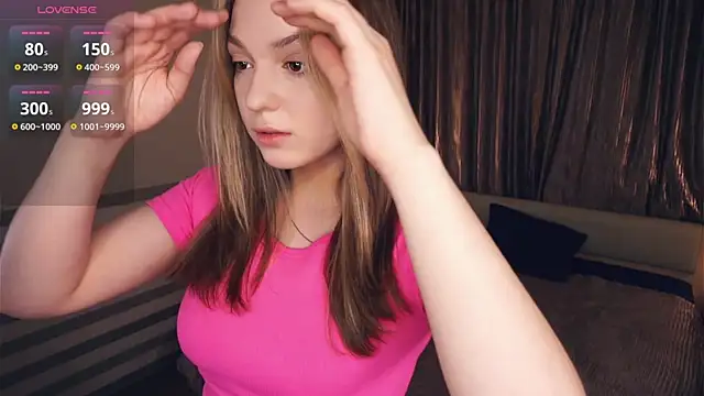 NguyetHankey online show from 12/01/25, 06:07