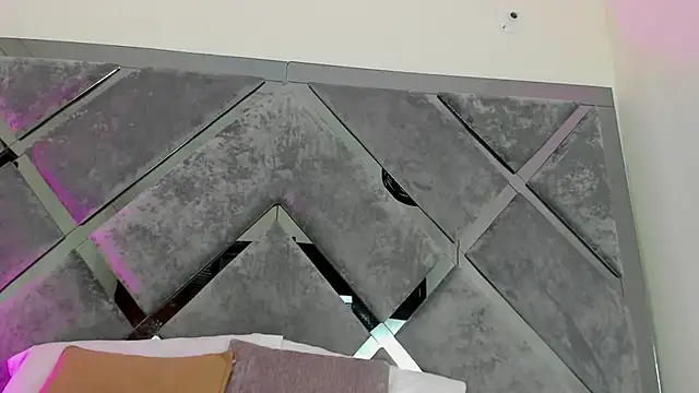 Snapshot of Sweet_Salome1 chatting on 09/23/25, 12:08 Sweet Salome1 online show from 09/23/25, 12:08