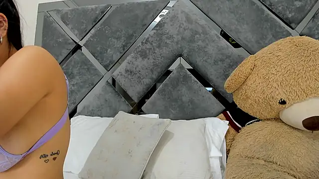 Snapshot of Sweet_Salome1 chatting on 11/01/25, 12:29 Sweet Salome1 online show from 11/01/25, 12:29