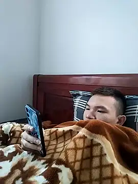 Snapshot of zaLo_o79244o625 chatting on 11/04/25, 04:11 zaLo o79244o625 online show from 11/04/25, 04:11