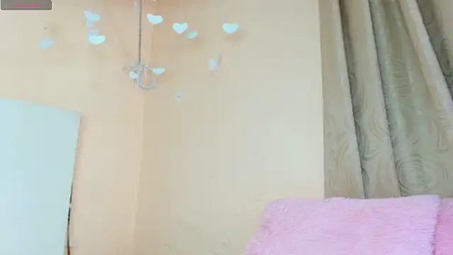 celeste chic online show from 09/17/25, 03:57