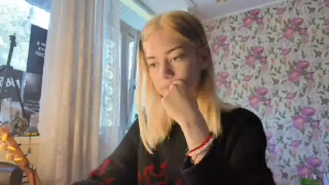 Witching Moon online show from 09/24/25, 07:23