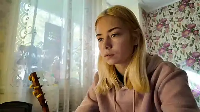 Witching Moon online show from 09/30/25, 07:02