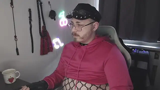 FabianKinky online show from 10/28/25, 09:24