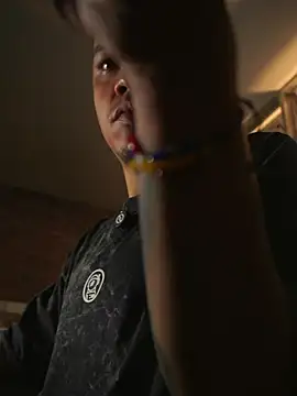 AlphaMasterXxx online show from 06/03/26, 05:43