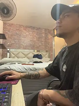AlphaMasterXxx online show from 06/11/26, 02:53