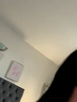 Snapshot of brunetteGirl274 chatting on 10/18/25, 02:51 brunetteGirl274 online show from 10/18/25, 02:51