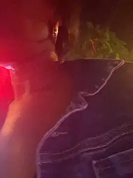 laflacaebony13 online show from 10/09/25, 11:58