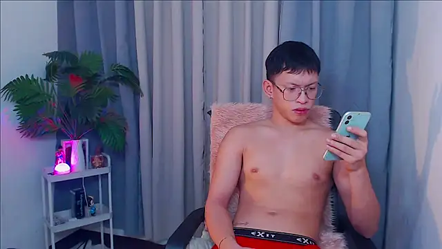 pinkcock froi2305 online show from 09/21/25, 04:36