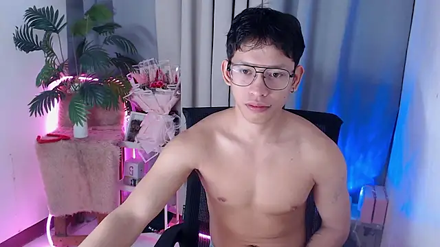 pinkcock froi2305 online show from 02/18/26, 02:07