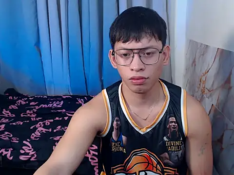 pinkcock froi2305 online show from 07/10/26, 11:02