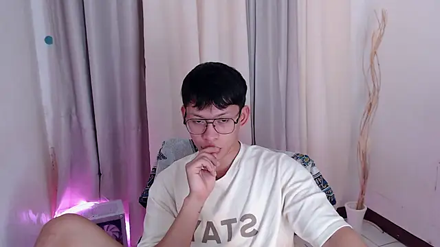 pinkcock froi2305 online show from 07/19/26, 02:15