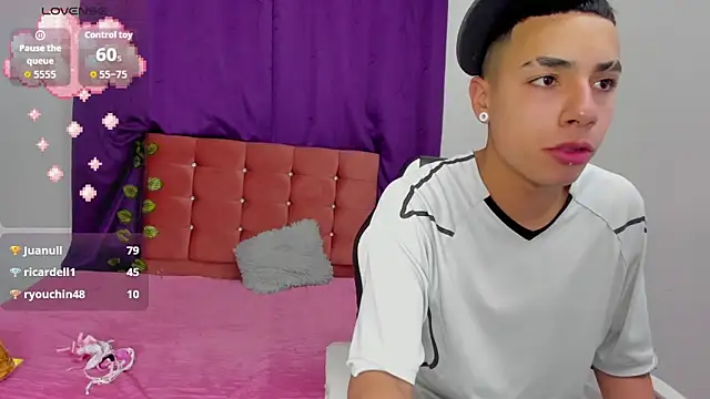 Aisha andy online show from 09/30/25, 03:11