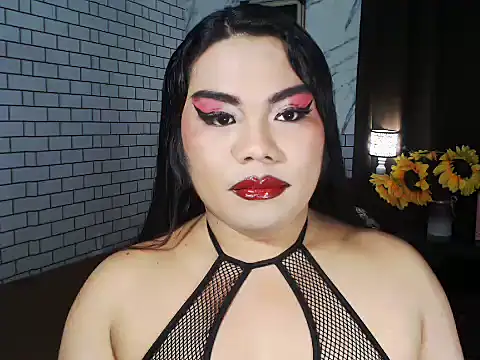 TSbrianaHugeCock online show from 09/30/25, 11:54