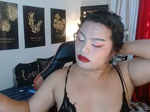 Snapshot of TSbrianaHugeCock chatting on 11/19/25, 05:18 TSbrianaHugeCock online show from 11/19/25, 05:18