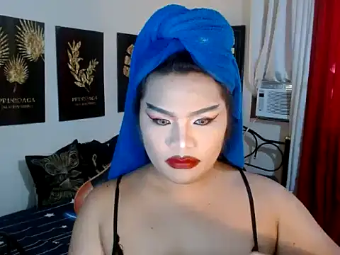 Snapshot of TSbrianaHugeCock chatting on 11/20/25, 06:13 TSbrianaHugeCock online show from 11/20/25, 06:13