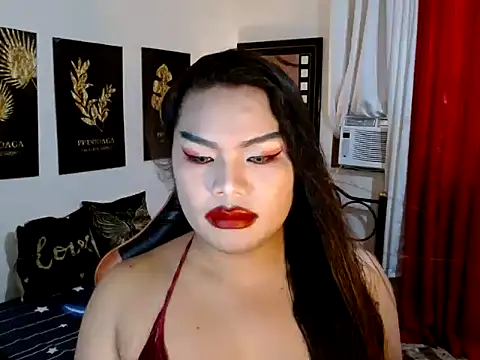 Snapshot of TSbrianaHugeCock chatting on 11/21/25, 06:12 TSbrianaHugeCock online show from 11/21/25, 06:12