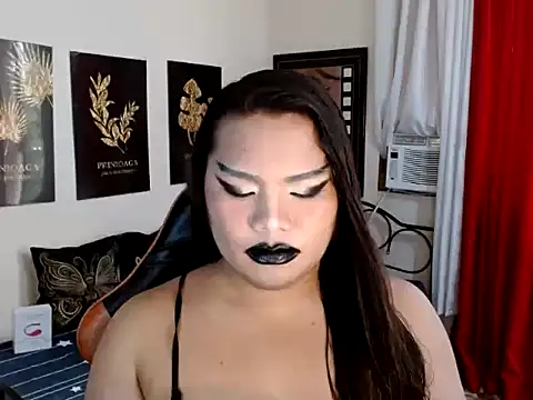 Snapshot of TSbrianaHugeCock chatting on 11/25/25, 06:35 TSbrianaHugeCock online show from 11/25/25, 06:35