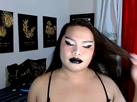 Snapshot of TSbrianaHugeCock chatting on 11/28/25, 06:05 TSbrianaHugeCock online show from 11/28/25, 06:05