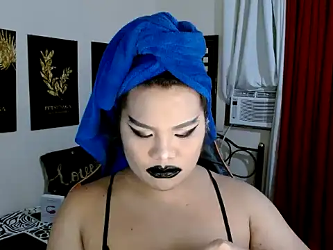 Snapshot of TSbrianaHugeCock chatting on 12/01/25, 02:22 TSbrianaHugeCock online show from 12/01/25, 02:22