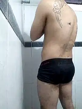 Snapshot of o-theus chatting on 12/03/25, 10:08 o-theus online show from 12/03/25, 10:08