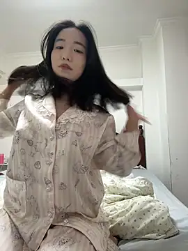 luluya1314 online show from 06/14/26, 05:53