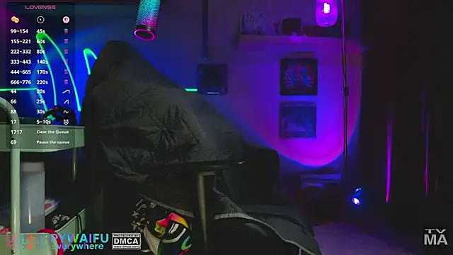 urhappywaifu online show from 06/24/26, 02:21