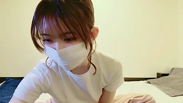 Snapshot of NANA_chan_1 chatting on 10/13/25, 06:24 NANA chan 1 online show from 10/13/25, 06:24