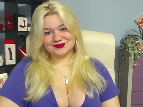 Snapshot of samantha_darling chatting on 01/08/26, 02:30 samantha darling online show from 01/08/26, 02:30