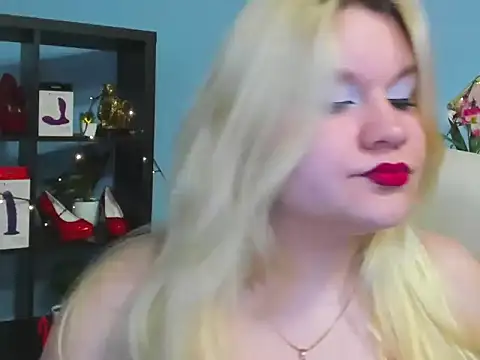 Snapshot of samantha_darling chatting on 02/23/26, 02:47 samantha darling online show from 02/23/26, 02:47