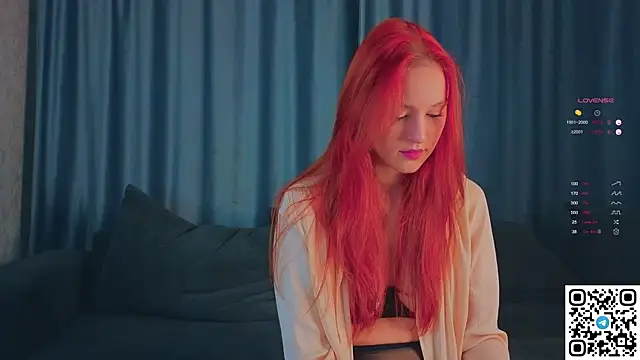 GildedKitten online show from 10/10/25, 06:29