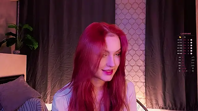 GildedKitten online show from 11/06/25, 06:42