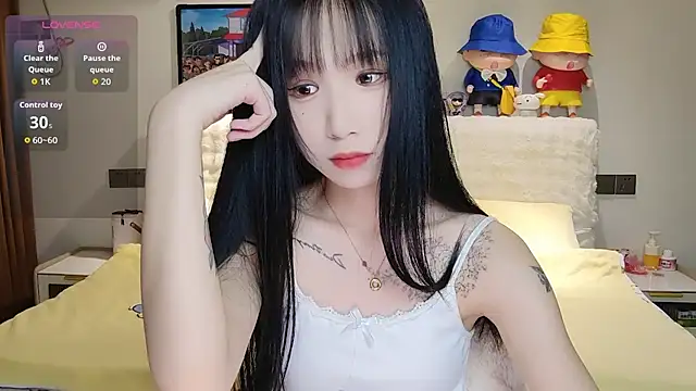 M-OTT  online show from 11/04/25, 10:42